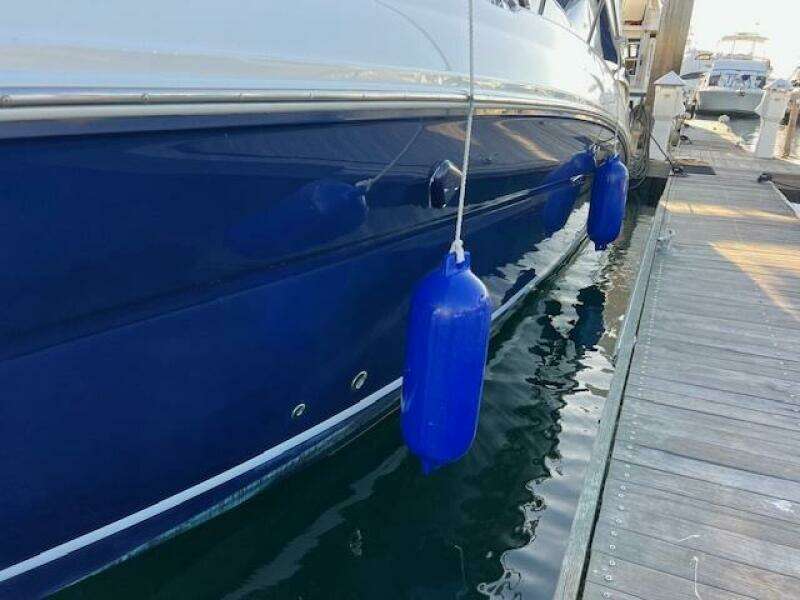 32ft Sea Ray Yacht For Sale