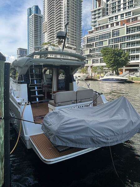 42ft Bavaria Yacht For Sale