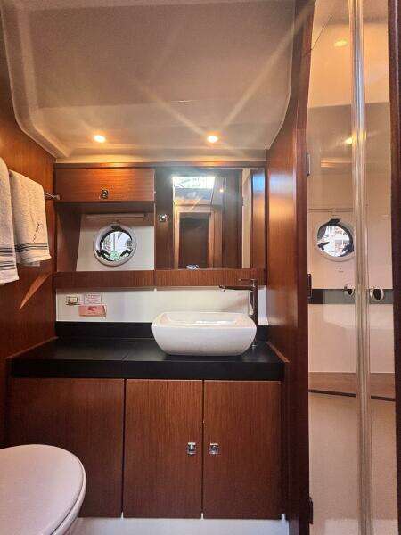 42ft Bavaria Yacht For Sale