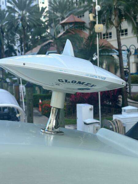 42ft Bavaria Yacht For Sale