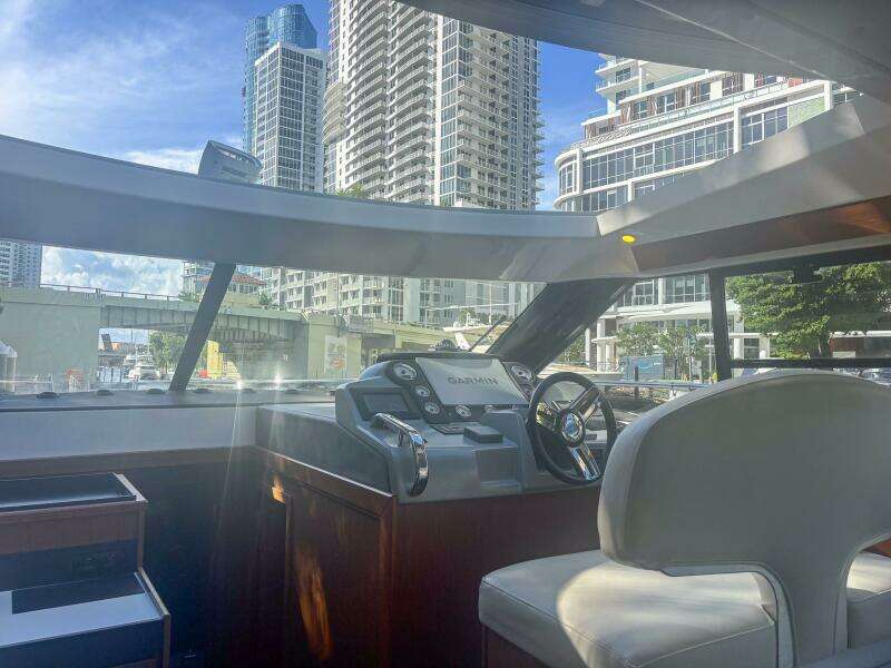 42ft Bavaria Yacht For Sale