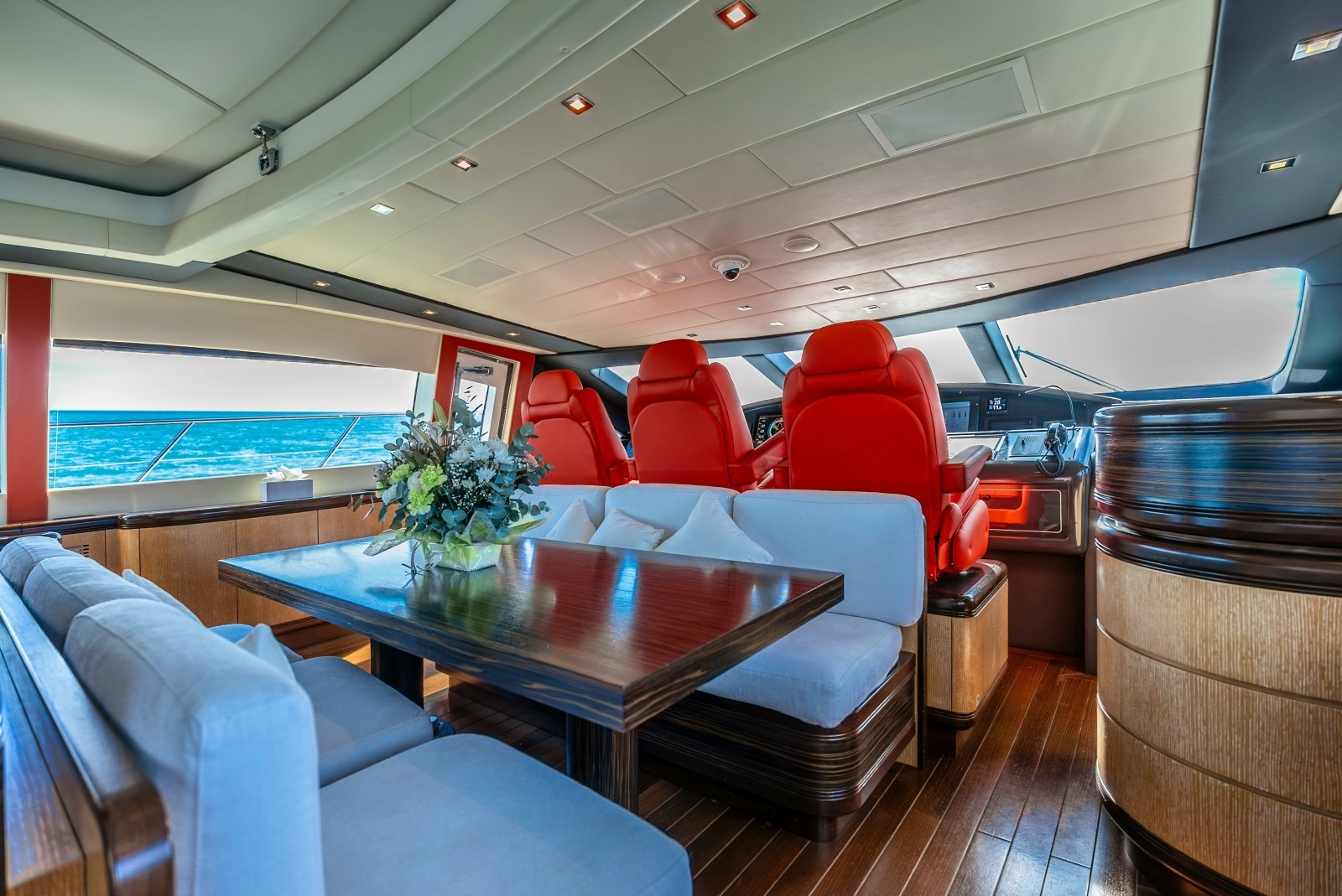 GRAZIADIU 109ft Overmarine Yacht For Sale