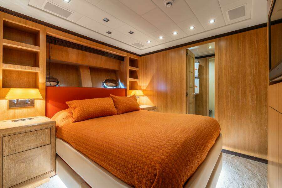 GRAZIADIU 109ft Overmarine Yacht For Sale