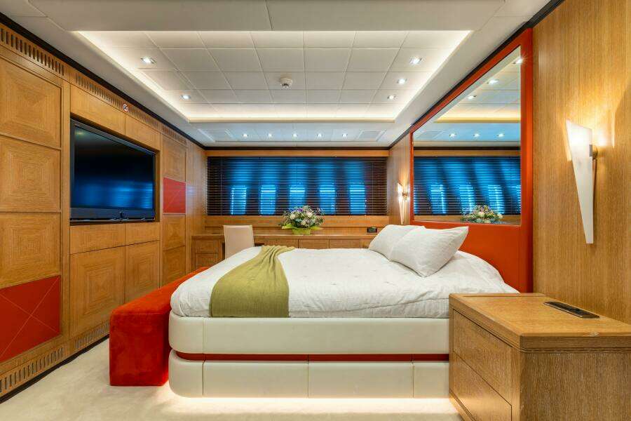 GRAZIADIU 109ft Overmarine Yacht For Sale