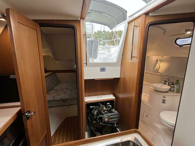 Selah 35ft Catalina Yacht For Sale