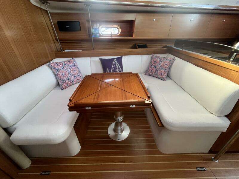 Selah 35ft Catalina Yacht For Sale