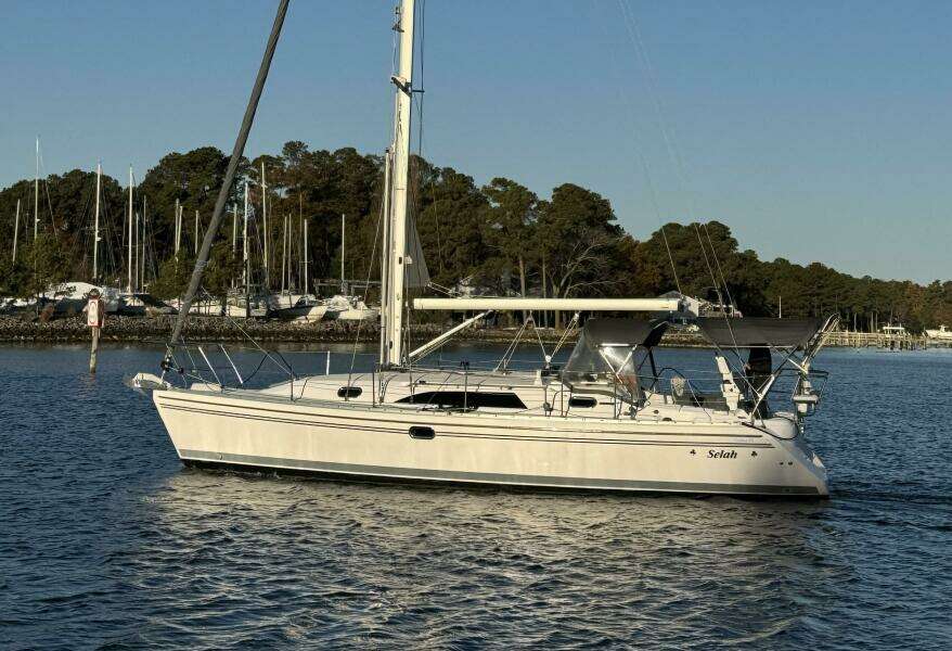 Selah 35ft Catalina Yacht For Sale