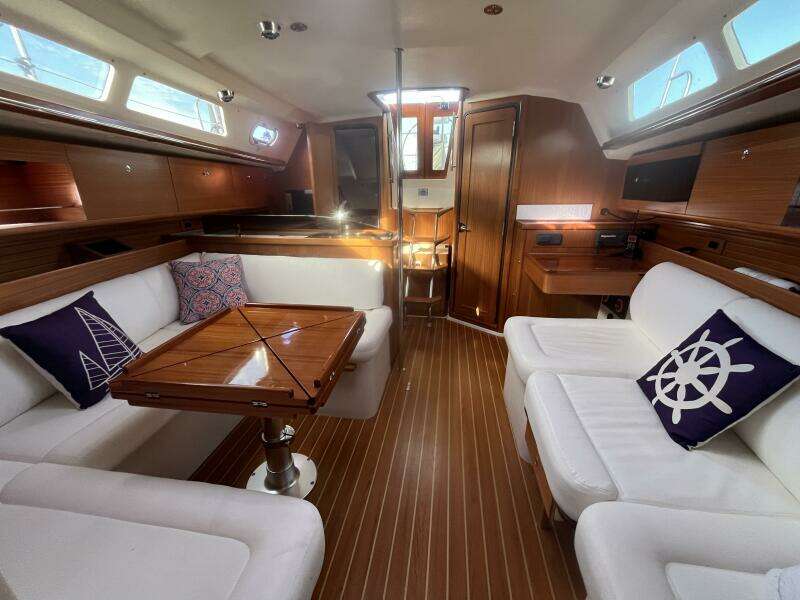 Selah 35ft Catalina Yacht For Sale