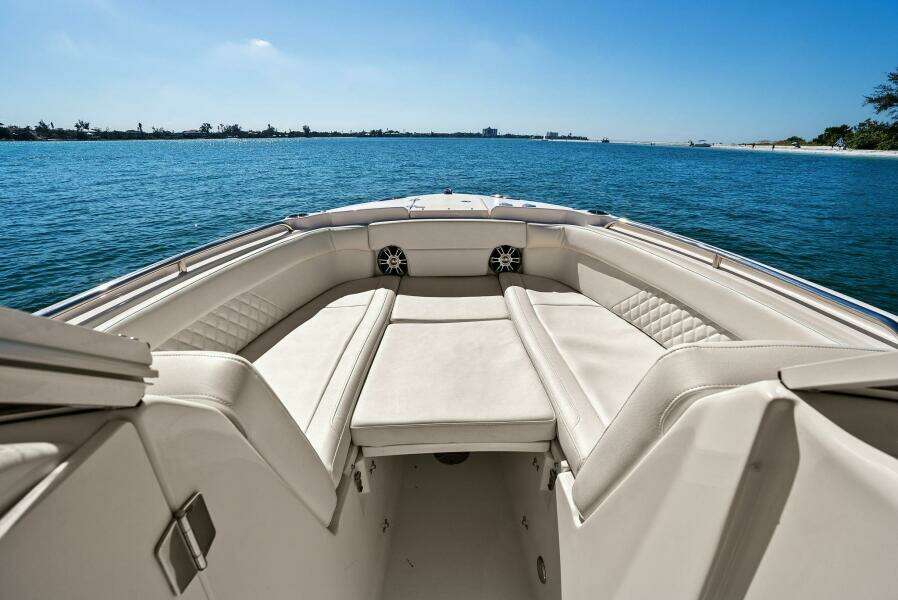 Grady White 275 Freedom 2025 - Foredeck