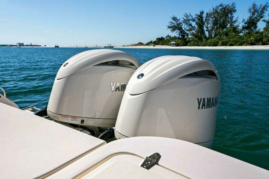 Grady White 275 Freedom 2025 - Outboard Engines 