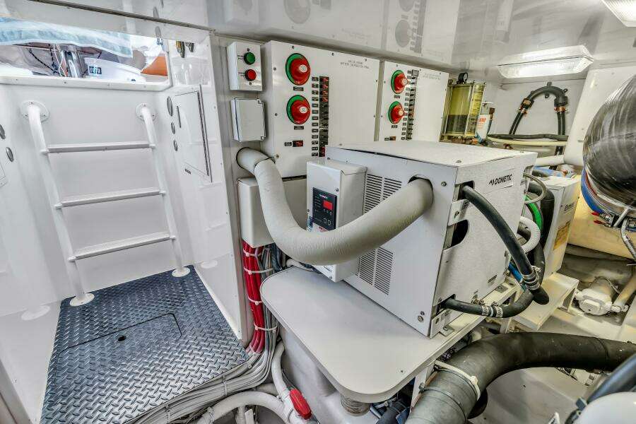 Amore Mia 46ft Viking Yacht For Sale