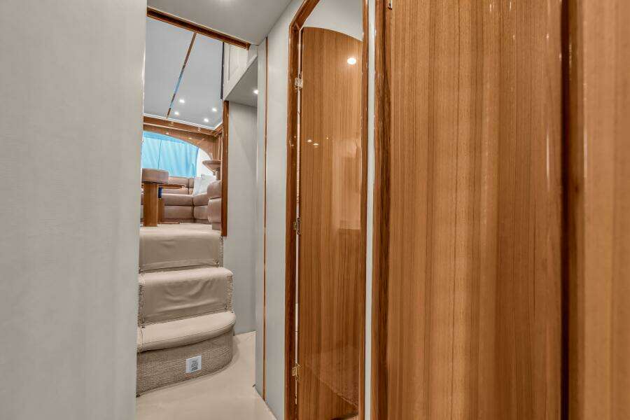 Amore Mia 46ft Viking Yacht For Sale