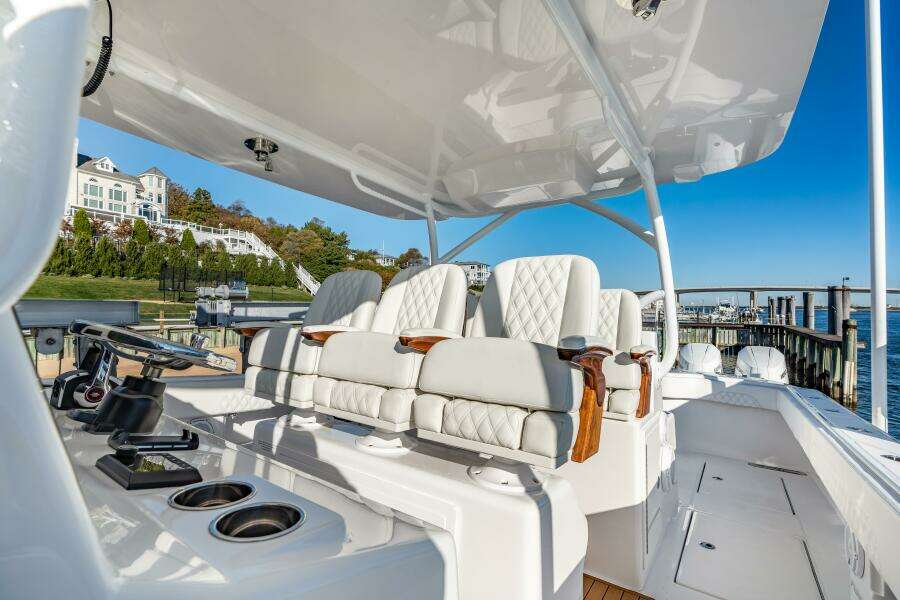 43ft Front Runner Yacht For Sale