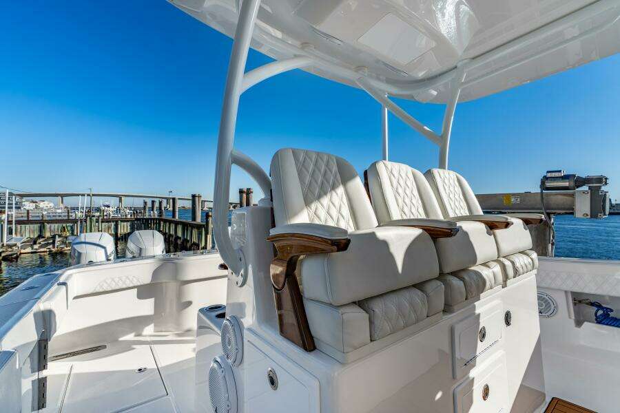 43ft Front Runner Yacht For Sale