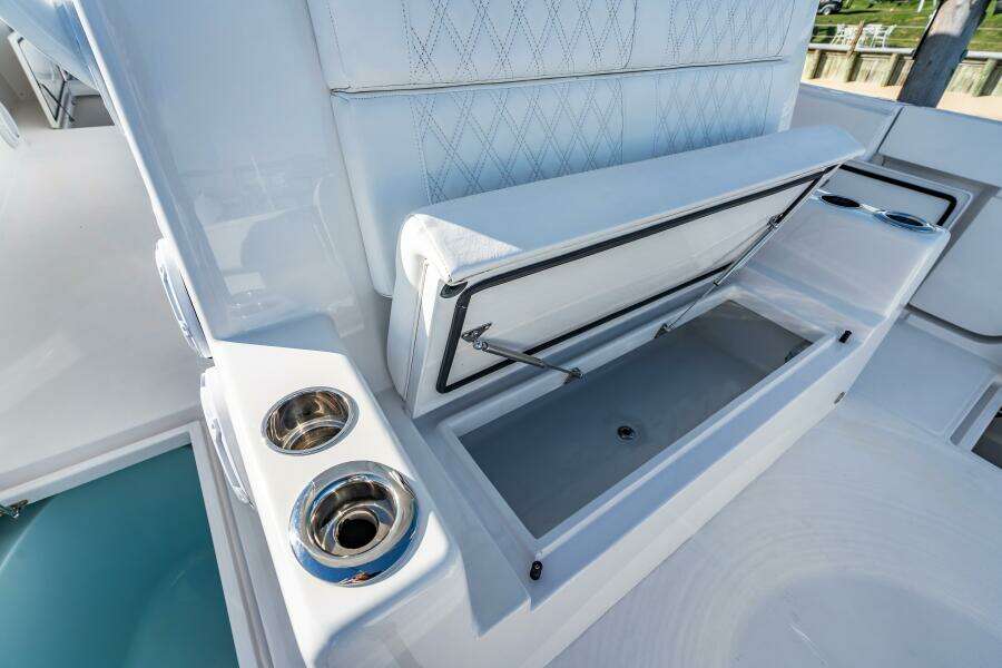 43ft Front Runner Yacht For Sale