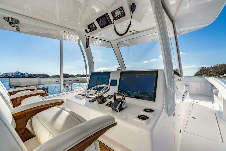 43ft Front Runner Yacht For Sale