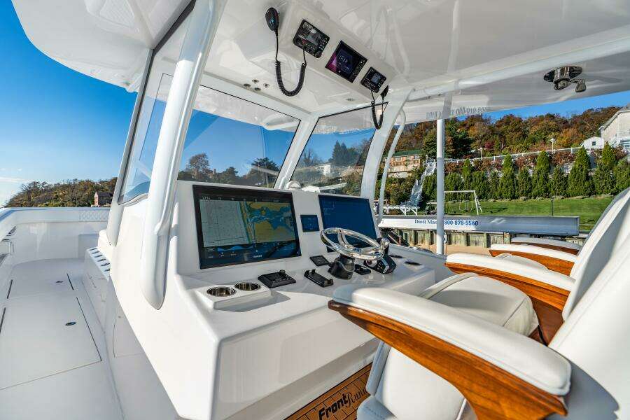 43ft Front Runner Yacht For Sale