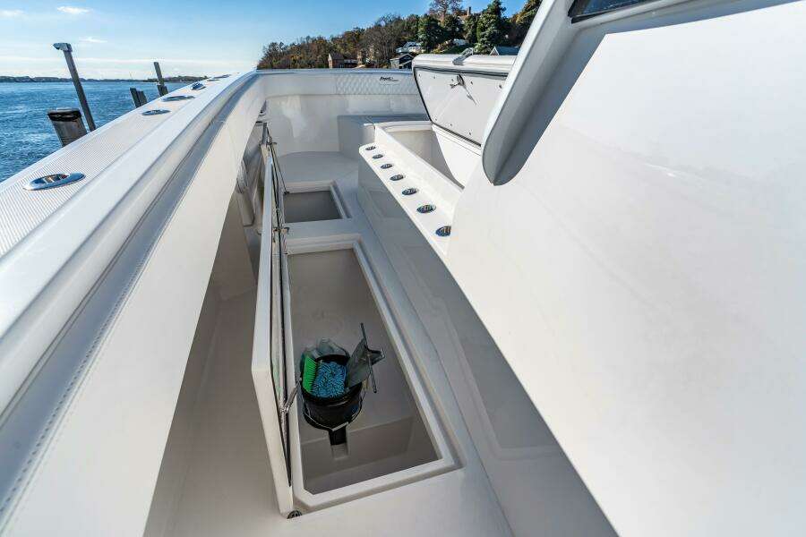 43ft Front Runner Yacht For Sale