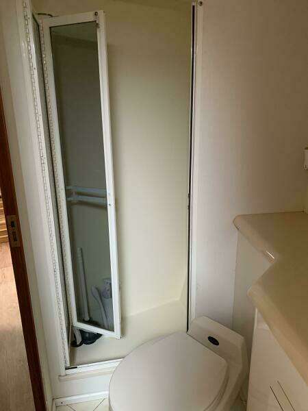 Pier Pressure 50ft Viking Yacht For Sale