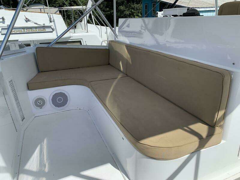 Pier Pressure 50ft Viking Yacht For Sale