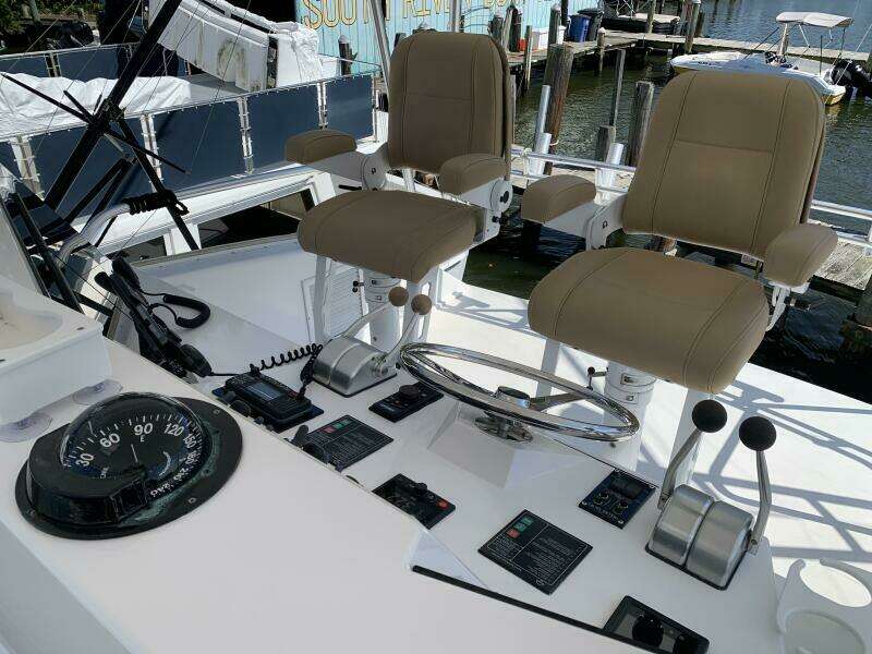 Pier Pressure 50ft Viking Yacht For Sale