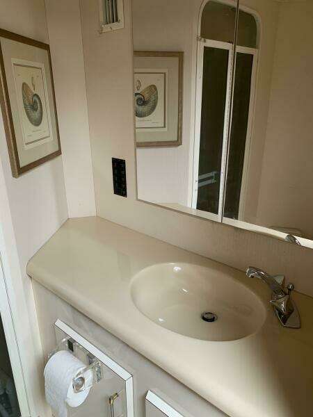 Pier Pressure 50ft Viking Yacht For Sale