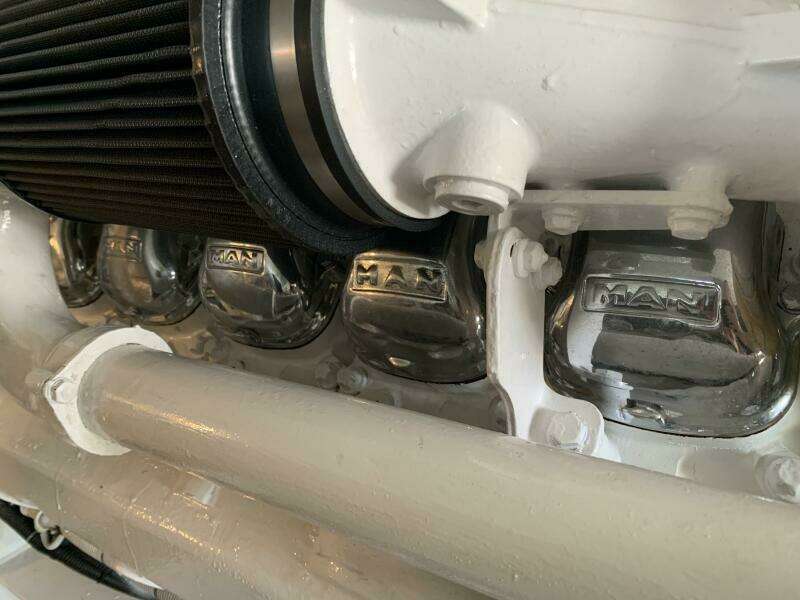 Pier Pressure 50ft Viking Yacht For Sale