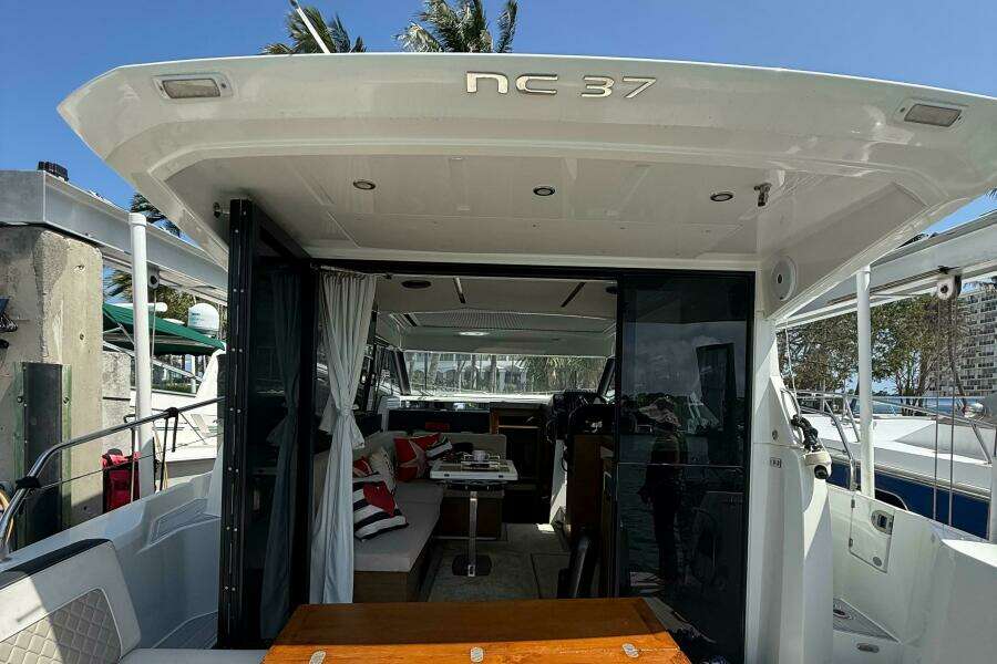 37ft Jeanneau Yacht For Sale