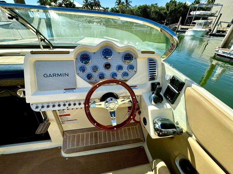 28ft Chris Craft Yacht For Sale 28ft Chris Craft Yacht For Sale
