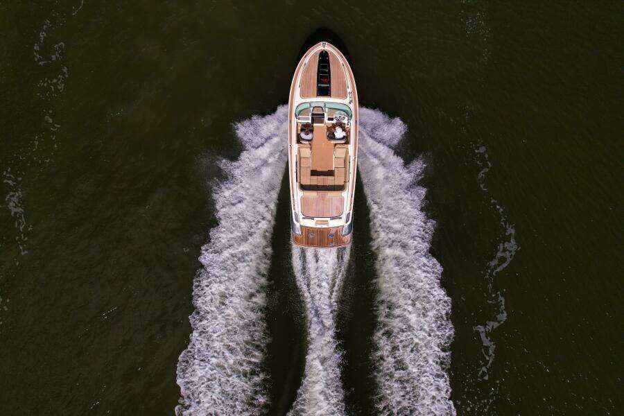 Corsair 28ft Chris Craft Yacht For Sale