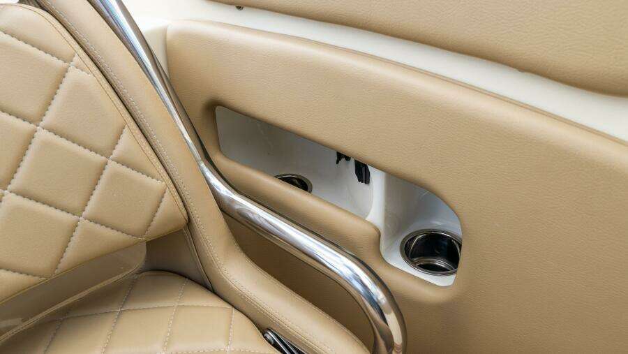 Corsair 28ft Chris Craft Yacht For Sale