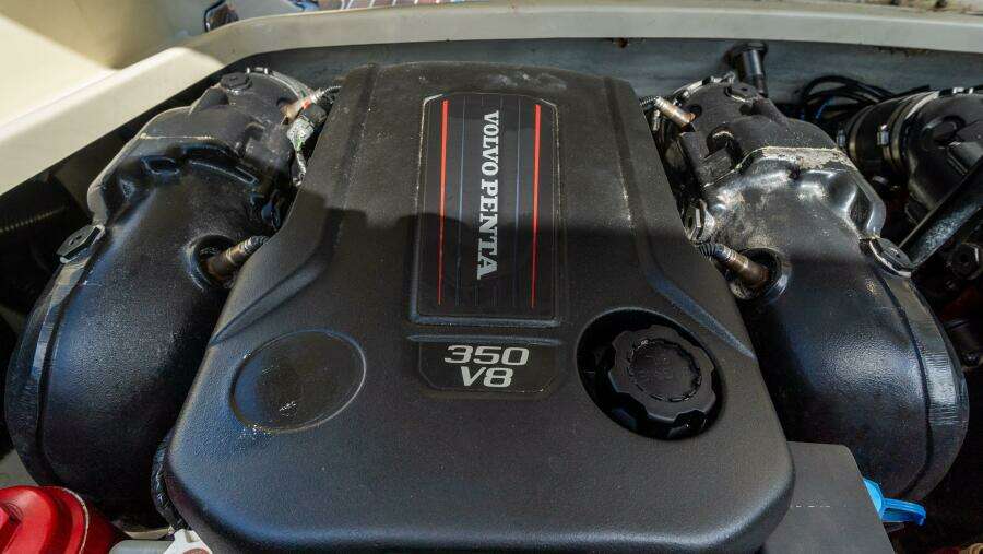 Corsair 28ft Chris Craft Yacht For Sale