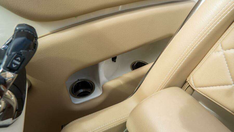 Corsair 28ft Chris Craft Yacht For Sale