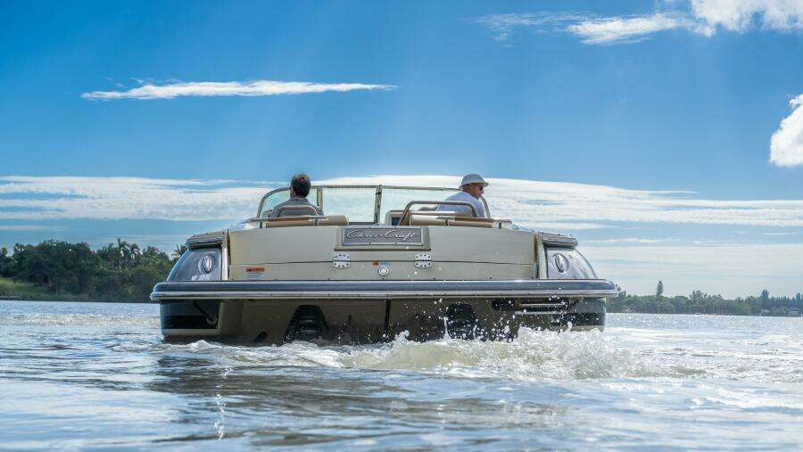 Corsair 28ft Chris Craft Yacht For Sale