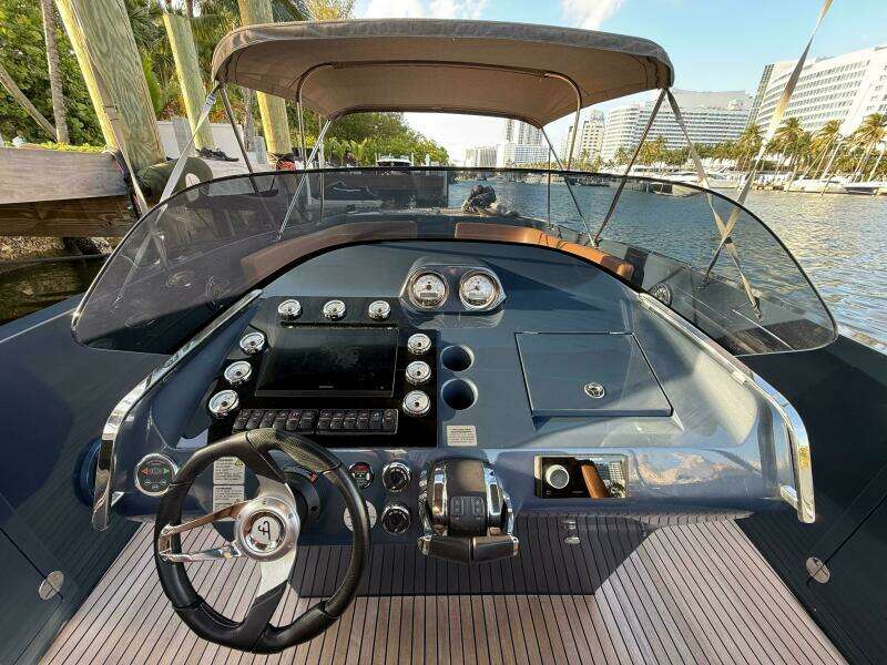 32ft Frauscher Yacht For Sale 32ft Frauscher Yacht For Sale