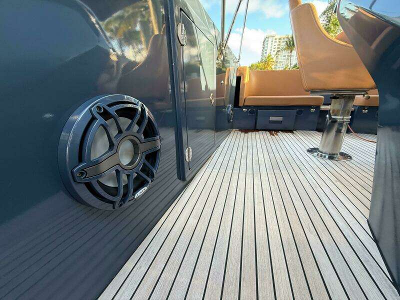 32ft Frauscher Yacht For Sale 32ft Frauscher Yacht For Sale