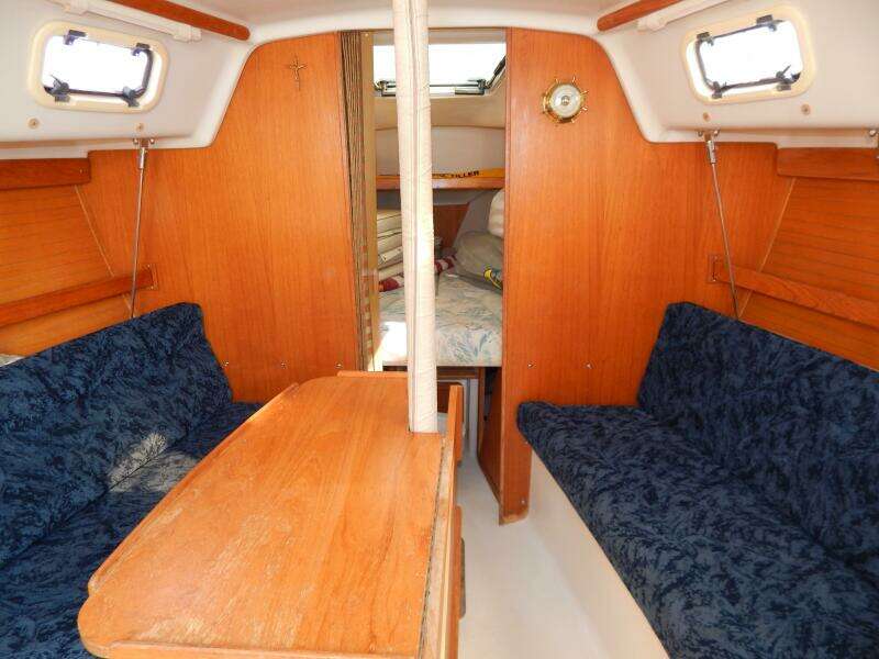 Leon 28ft Catalina Yacht For Sale