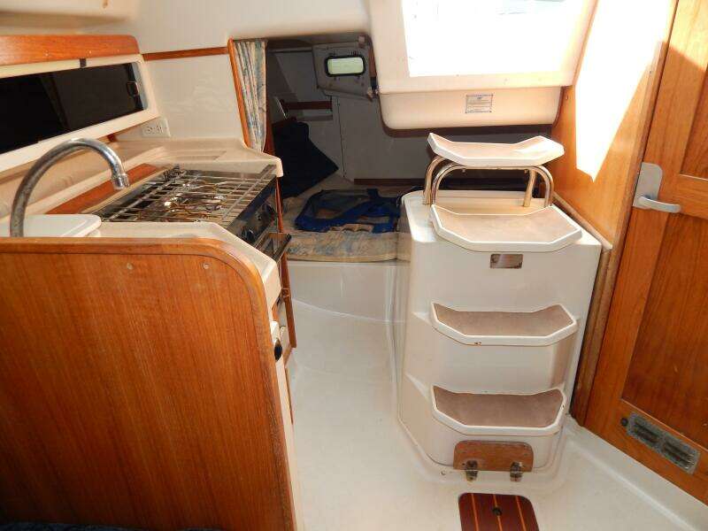 Leon 28ft Catalina Yacht For Sale