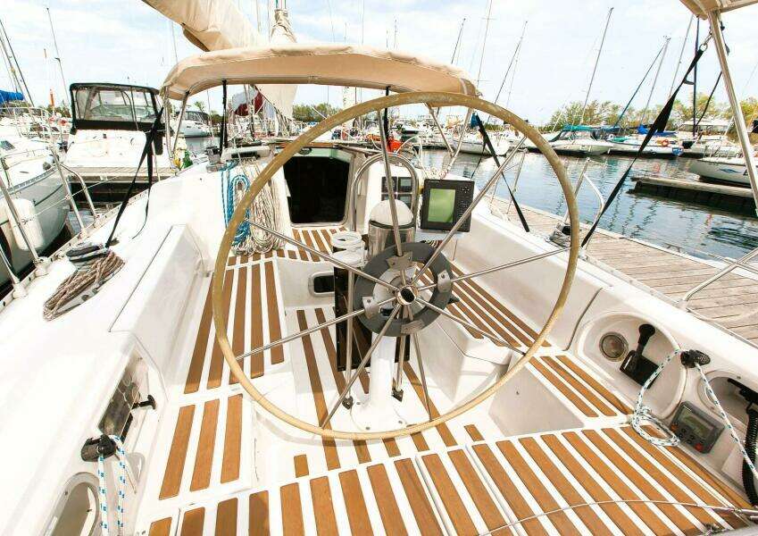 35ft Beneteau Yacht For Sale 35ft Beneteau Yacht For Sale