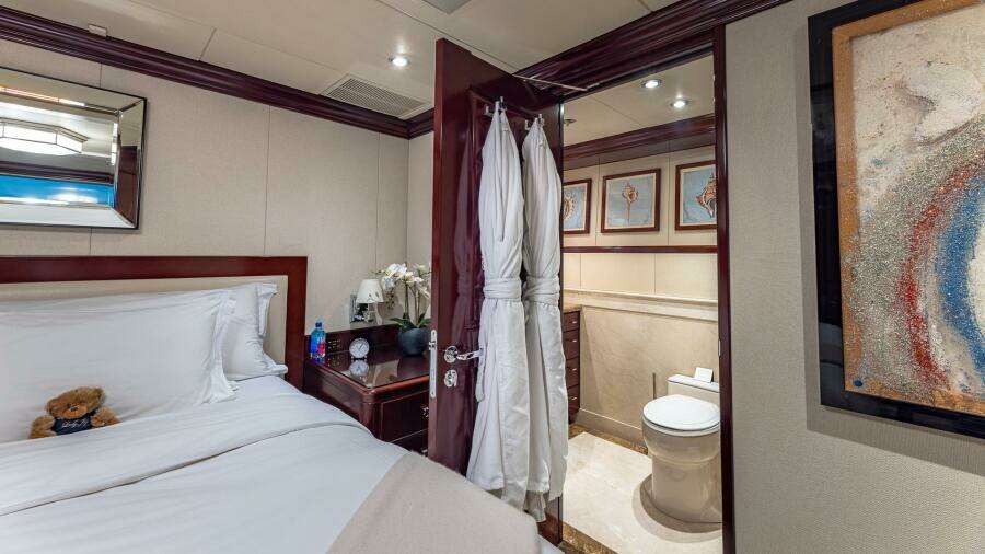 Starboard Guest Stateroom