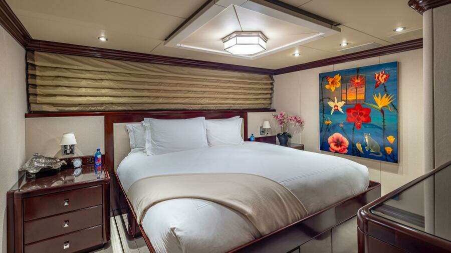 Port Midship Stateroom