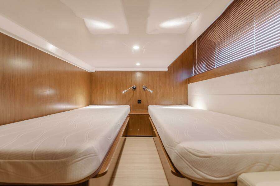 Special Place 42ft Bavaria Yacht For Sale Special Place 42ft Bavaria Yacht For Sale