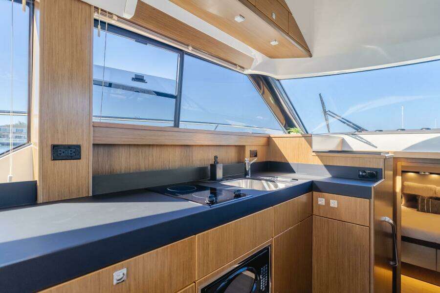 Special Place 42ft Bavaria Yacht For Sale Special Place 42ft Bavaria Yacht For Sale