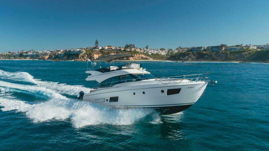 Special Place 42ft Bavaria Yacht For Sale Special Place 42ft Bavaria Yacht For Sale