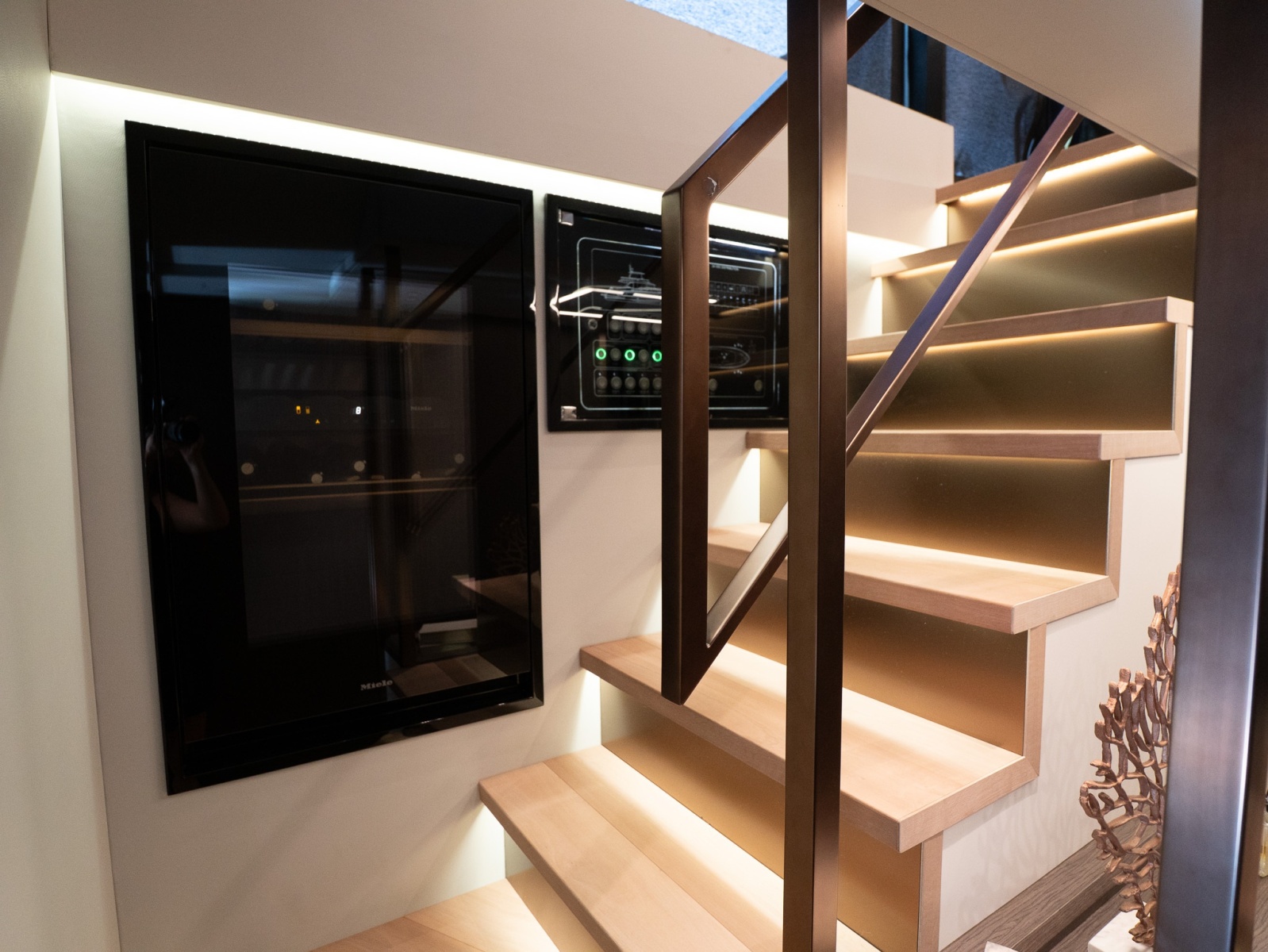 62' 2024 Explorer EX62