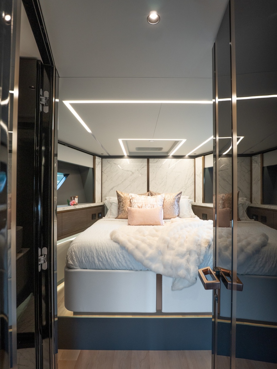 62' 2024 Explorer EX62