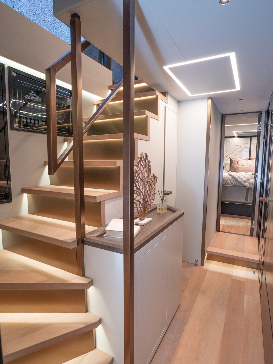 62' 2024 Explorer EX62