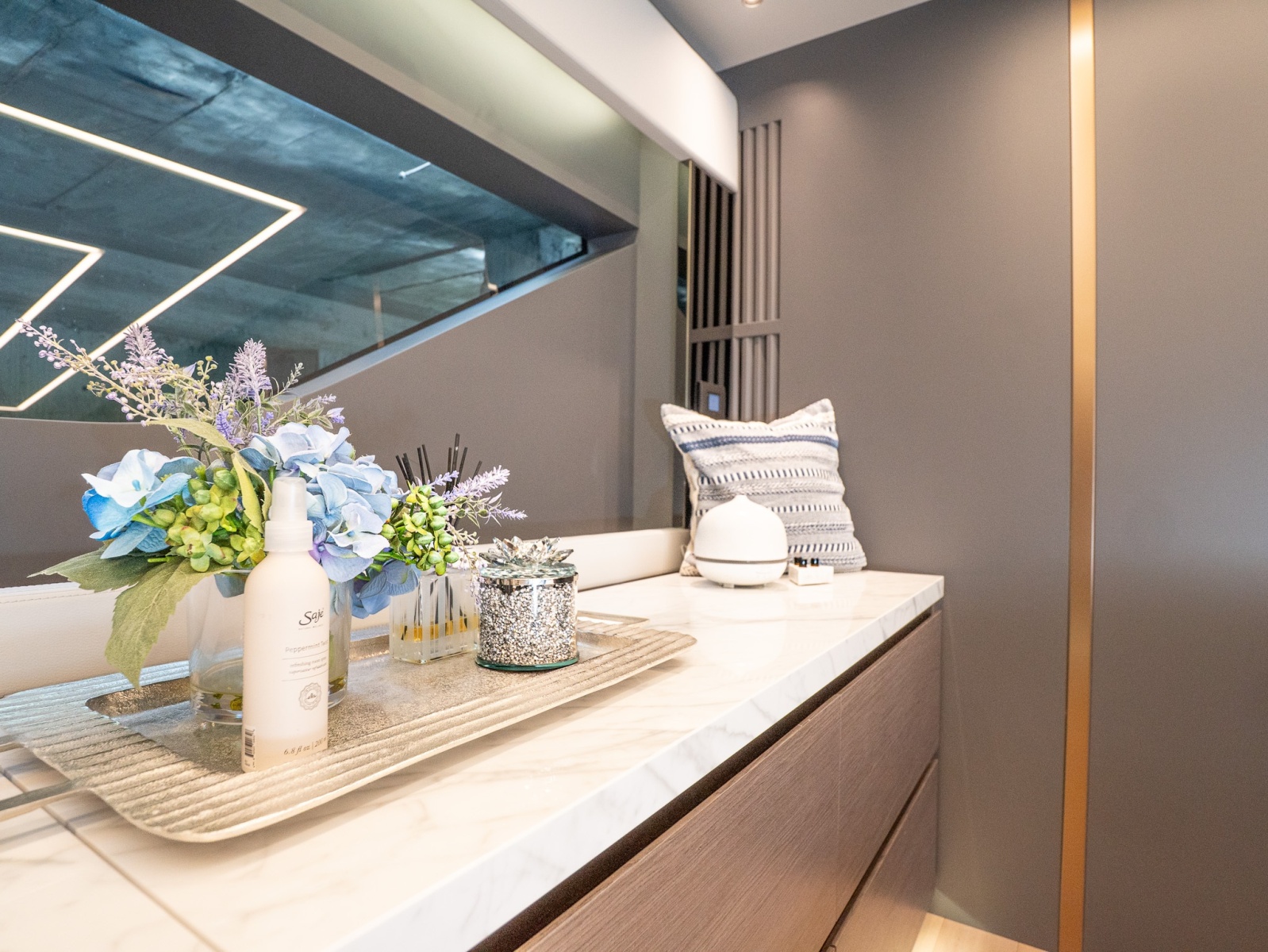 62' 2024 Explorer EX62