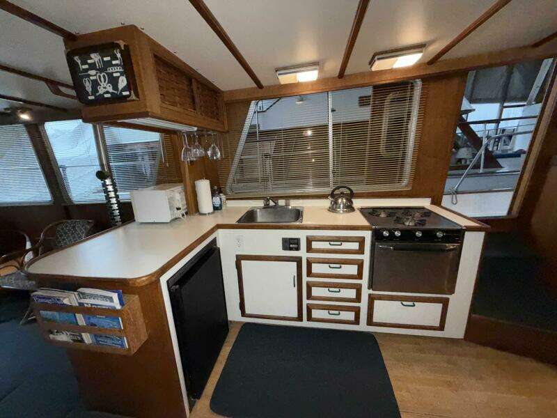 41ft Gulf Commander Yacht For Sale
