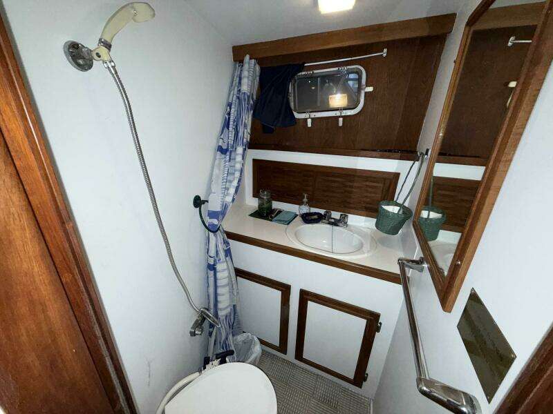 41ft Gulf Commander Yacht For Sale